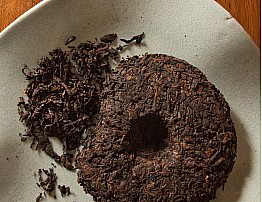1991 Hong Tai Chang Liu Bao Tea Cake