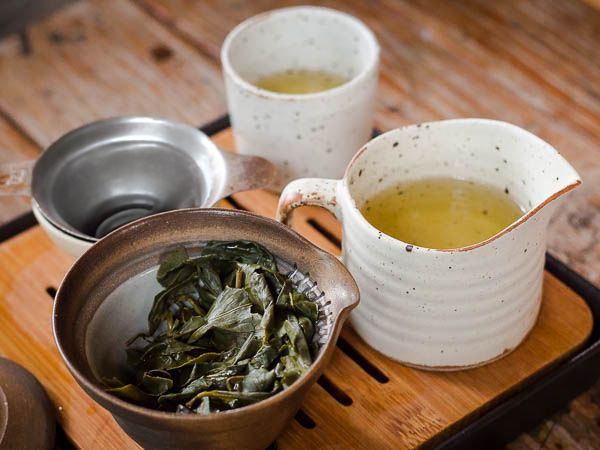 How to make oolong tea gong fu brewing style