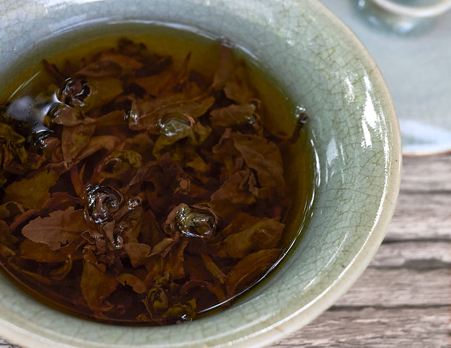 Steeping 2024 Gui Fei Premium Oolong Tea